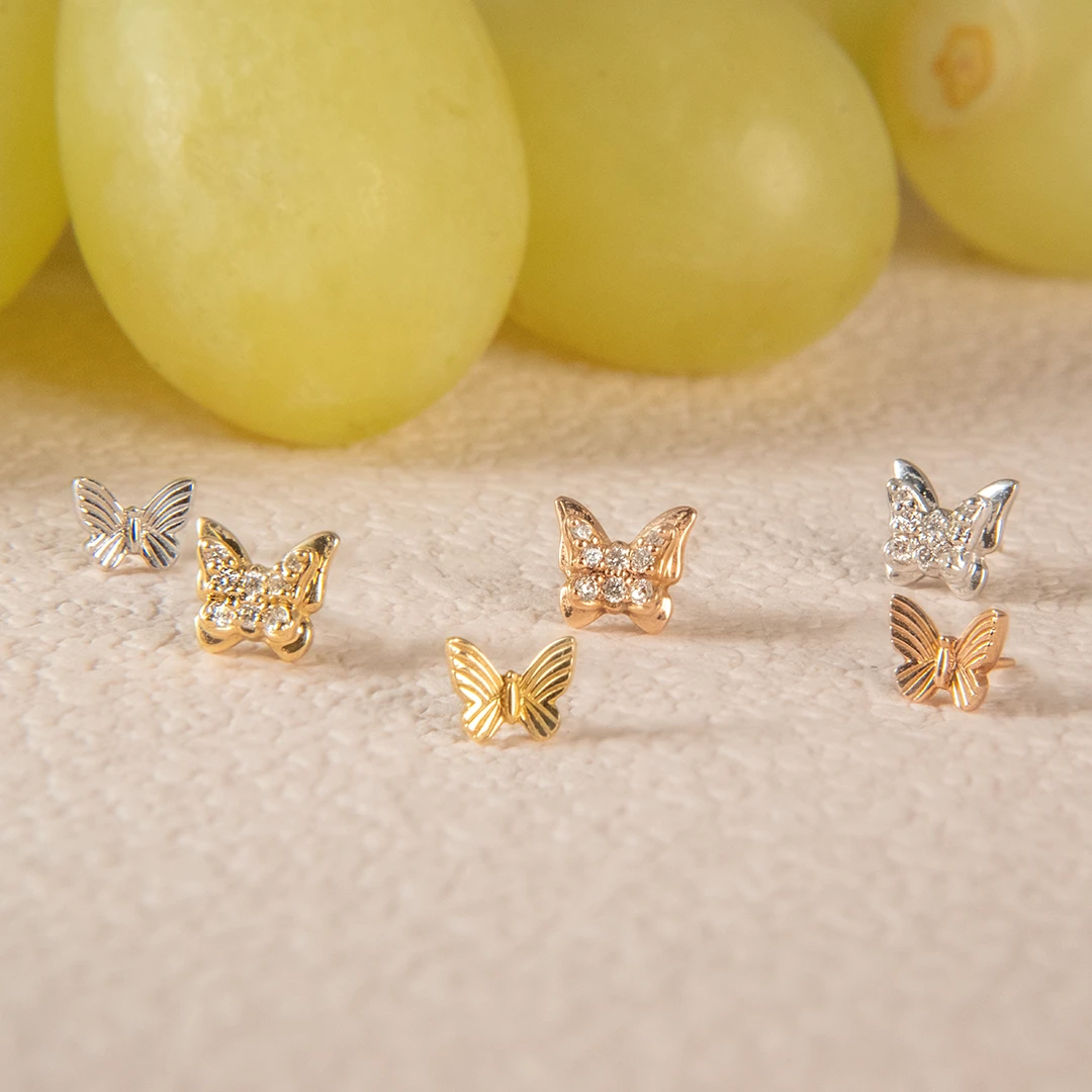 Delicate butterfly diamond flat back